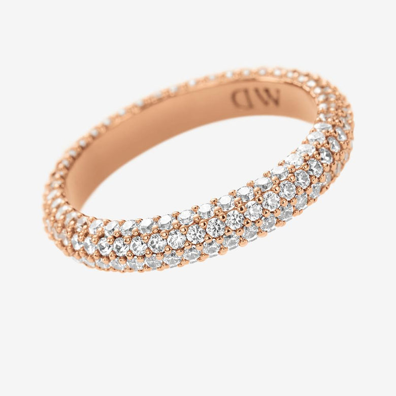 Jewellery with crystals