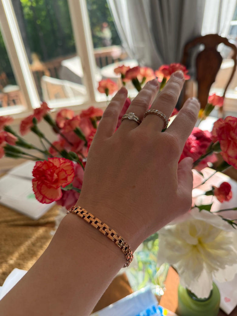 Photo from a customer review: 5 out of 5 stars, Diana
