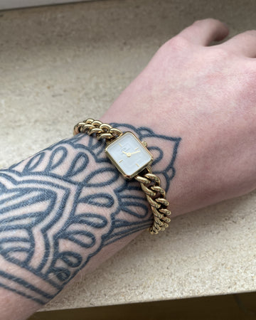 Photo from a customer review: 5 out of 5 stars, Andrina