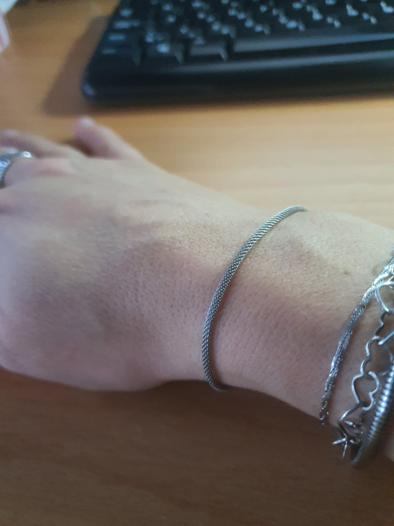 Photo from a customer review: 5 out of 5 stars, Daniela