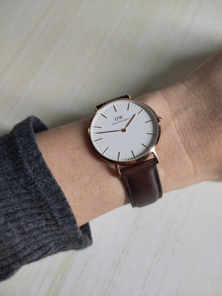 Photo from a customer review: 5 out of 5 stars, Martine