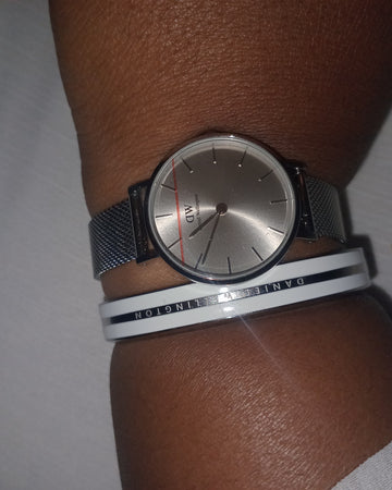 Photo from a customer review: 5 out of 5 stars, Anathi