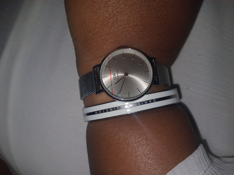Photo from a customer review: 5 out of 5 stars, Anathi