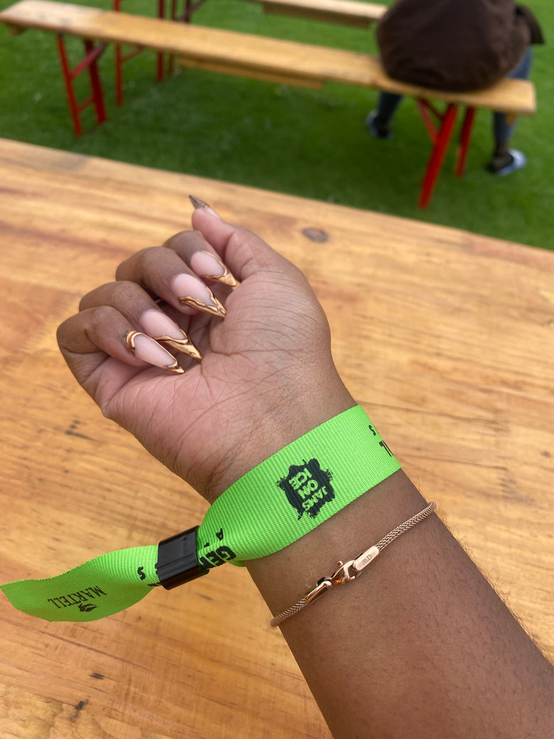 Photo from a customer review: 5 out of 5 stars, Lerato