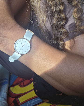 Photo from a customer review: 5 out of 5 stars, Sisi